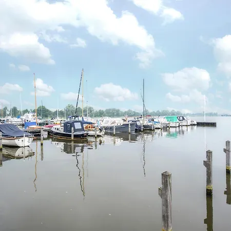 Houseboat At Marina With Views *