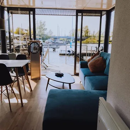 Botel Houseboat At Marina With Views Uitgeest